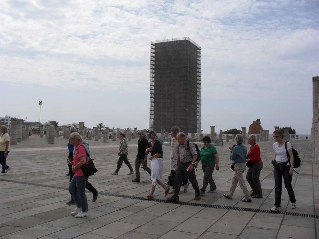 House City Center Rabat Ruang foto