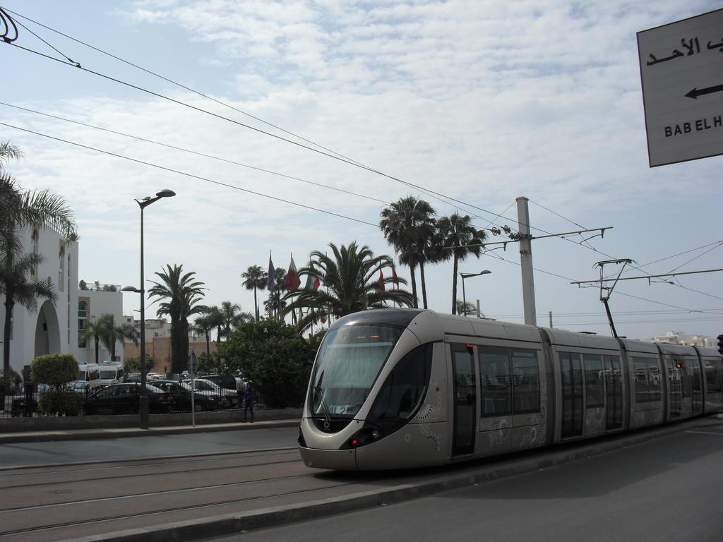 House City Center Rabat Bagian luar foto