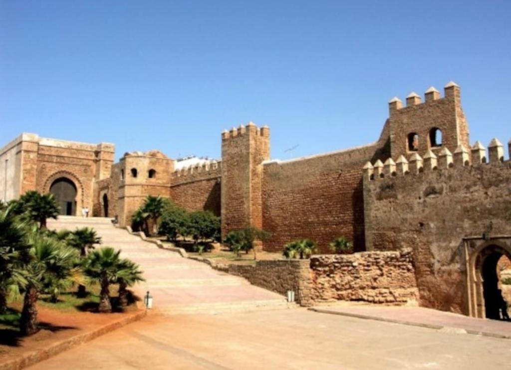 House City Center Rabat Bagian luar foto