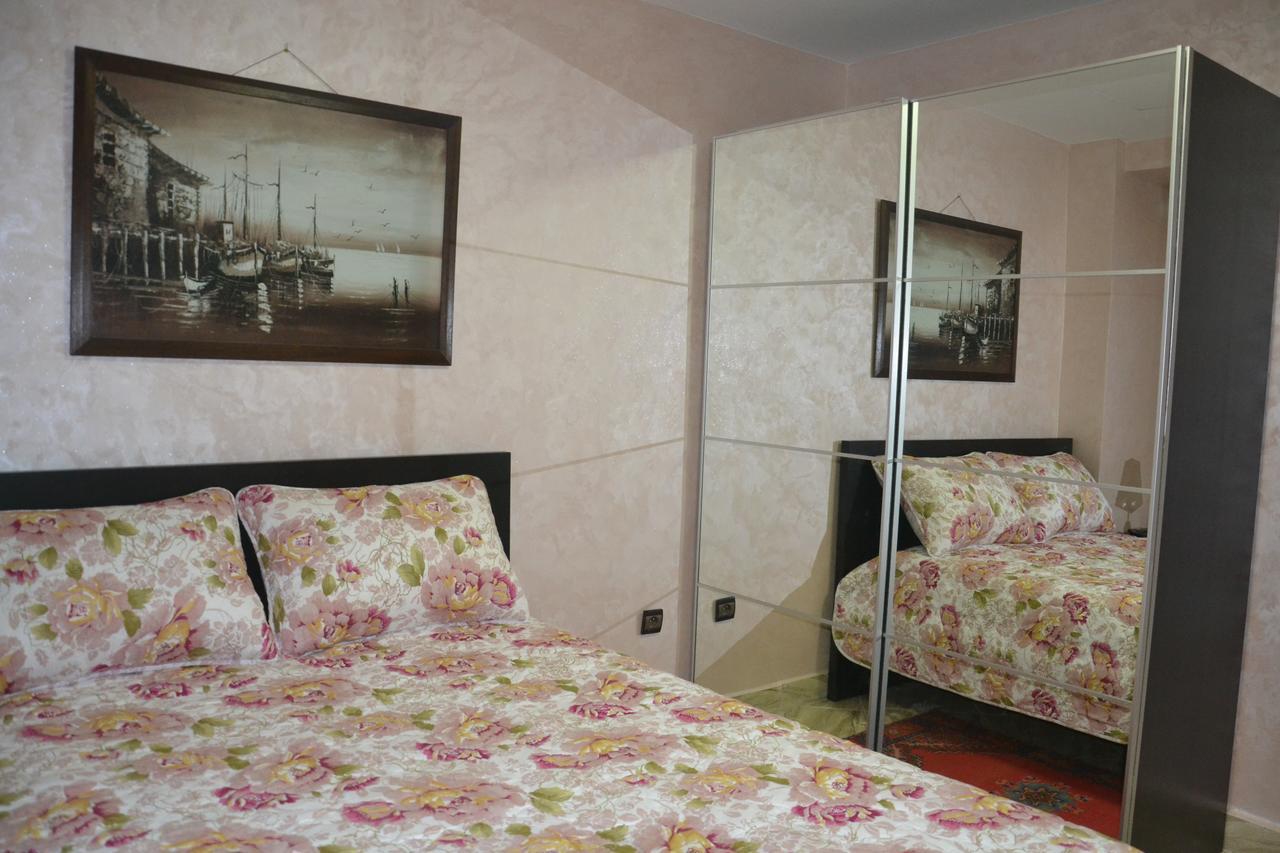House City Center Rabat Bagian luar foto